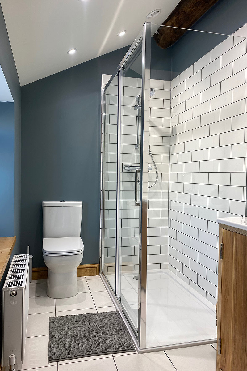 Ensuite refit, newly installed double shower and tiling
