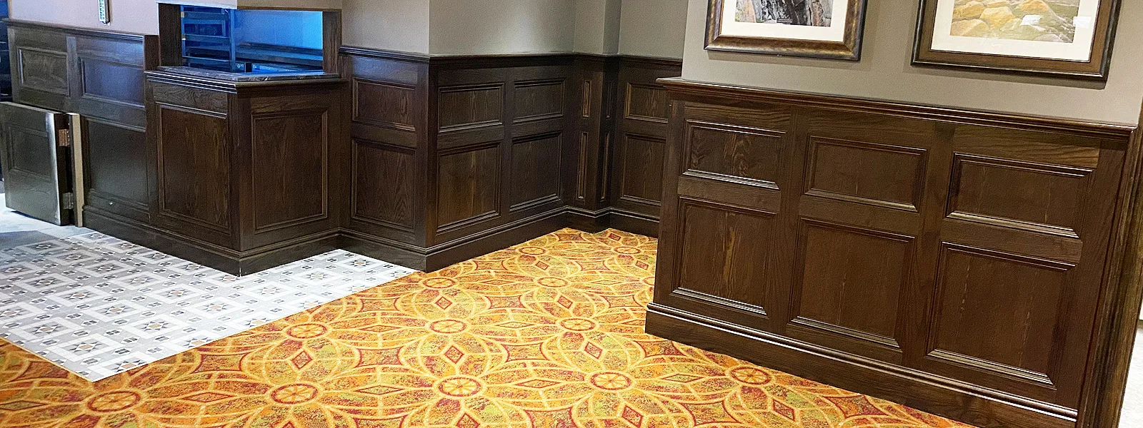 wooden-traditional-wall-panelling